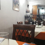 Enomis À l'intérieur