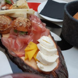 Sciùrum Pizza Restaurant Cocktail Bar Nourriture