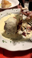 Pizza E Cucina food