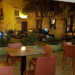 A'nìca Pizza Gourmet inside