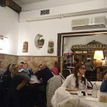 Al Melograno À l'intérieur