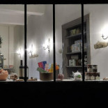 V- Natural À l'intérieur