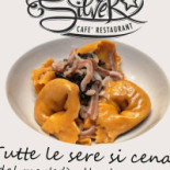 Silver Café Nourriture