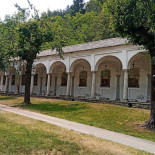 Ss Trinita outside