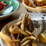 Trizzano Food