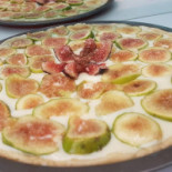 Pizzagrium Agri Pizzeria, Torta Al Testo Comida