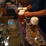 Tipo Pub Dentro