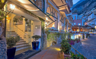 Covo Dei Saraceni outside