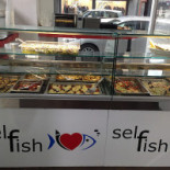 Selfish Nourriture