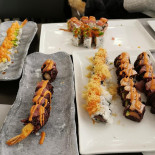 Henkō Sushi food