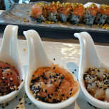 Henkō Sushi food