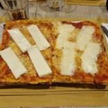 Pizzeria Tasselli food