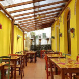 Le Chiavi D'oro inside