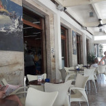 Mood Cafe Dentro