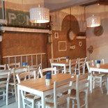 Pomm Focaccia&cocktail Dentro