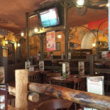 Old Wild West Dentro