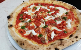 C’è Pizza Per Te food