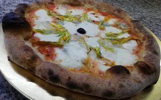 Pizzamore Pizza A Domicilio food