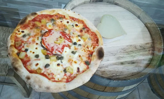 Pizzamore Pizza A Domicilio food