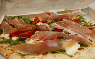 Pizzeria Chilli Pepper food