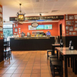100 Montaditos inside