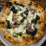 Pummarola Gourmet food
