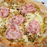 Pummarola Gourmet food