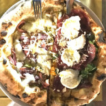 Pummarola Gourmet food