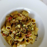 Gigi S.r.l food