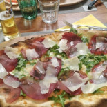 Pizza Lesta food