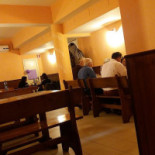 Pizza Lesta inside