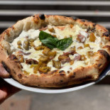 Pizzeria Magma Comida