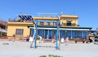 La Villa Di Venere outside