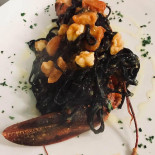 Calaluna Pizzeria A Ravenna food