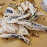 Calaluna Pizzeria A Ravenna food