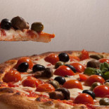Mister Pizza food