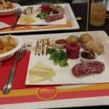 M Bun Slow Fast Food Rivoli Cibo