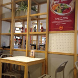 M Bun Slow Fast Food Rivoli Dentro