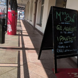 M Bun Slow Fast Food Rivoli Esterno