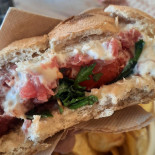 M Bun Slow Fast Food Rivoli Cibo