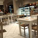 Molo 13 Riccione À l'intérieur