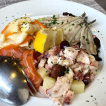 Le Crescentine Di Novella food