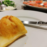 Le Crescentine Di Novella food