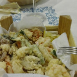 Le Crescentine Di Novella food