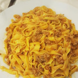 Le Crescentine Di Novella food