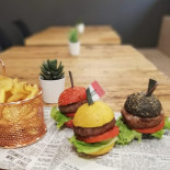 Dano' Comida