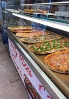 Pizza Matta food