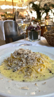Comodo Mercato Trevi food