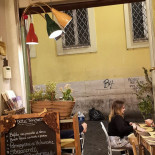 Ditta Trinchetti À l'intérieur