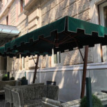 Flora Exterior